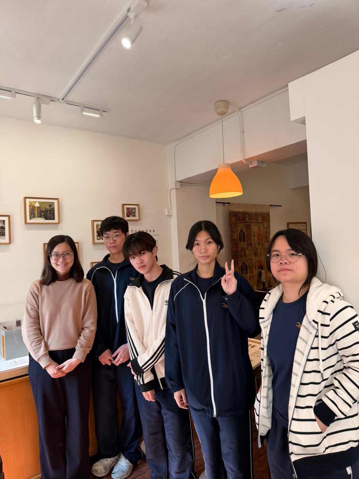 中國文學科參觀「西西的房間盒子 從縫熊開始」展覽